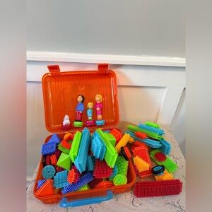 Battat – Bristle Blocks – STEM Interlocking Building Blocks